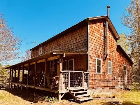 59 Drury Rd, Solon, ME 04979