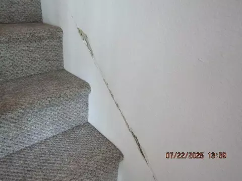 Entry Way - 30 New Hampshire St, Millinocket, ME 04462 photo 2 of 3