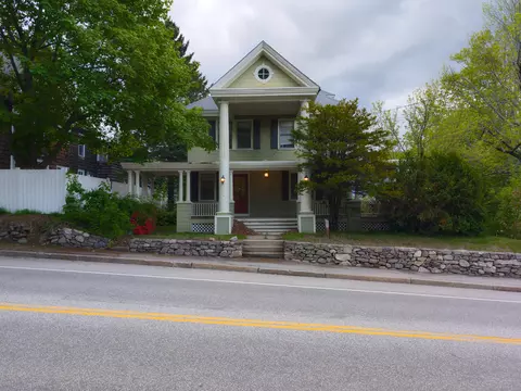 325 Court St, Auburn, ME 04210