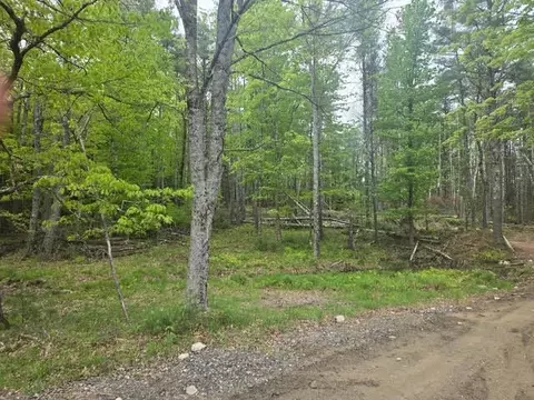 30 Marshall Valley Rd, Windham, ME 04062
