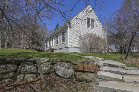 20 Searsmont Rd, Appleton, ME 04862