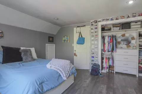 Bedroom - 20 Searsmont Rd, Appleton, ME 04862 photo 2 of 3
