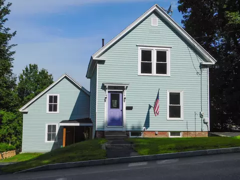 124 Church St, Dexter, ME 04930