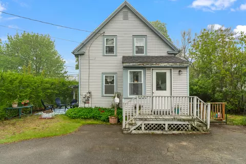 4 Otis St, Rockland, ME 04841
