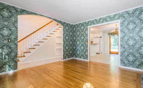 Living - 31 Rebecca Rd, Ogunquit, ME 03907 photo 9 of 14
