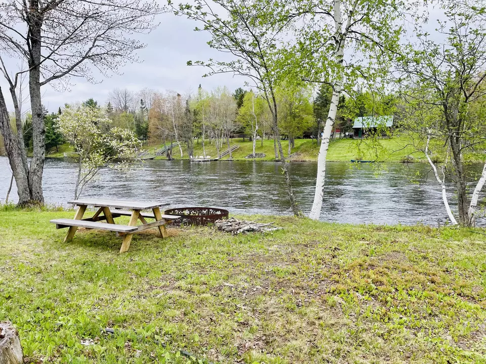 View/Area - 33 Moose River Ln, Rockwood, ME 04478 photo 1 of 8