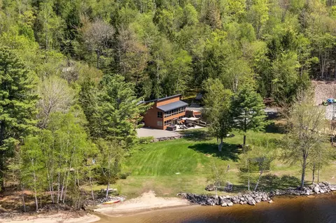 36 Sunset Dr, Saint Albans, ME 04971