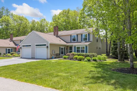 76 Heritage Dr #5, Wells, ME 04090