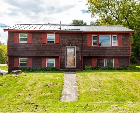 2 Belmont Dr, Jay, ME 04239