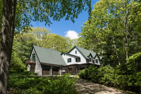 20 Sentry Hill Rd, York, ME 03909