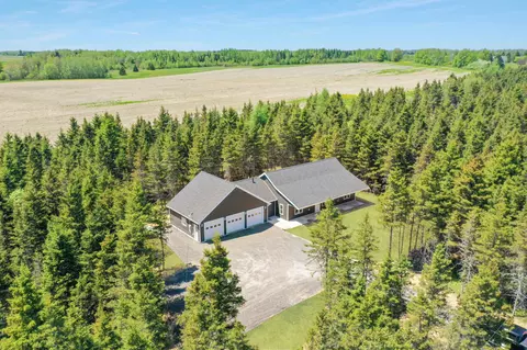 32 Whispering Pines Ave, Washburn, ME 04786