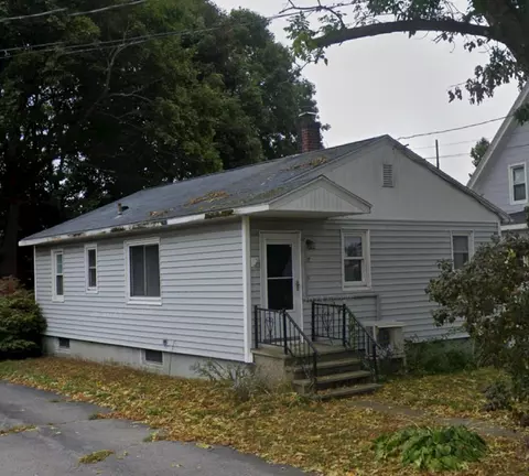 7 Harborview Ave, South Portland, ME 04106