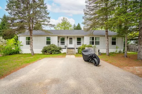 102 Cheryl Ln, Oxford, ME 04270