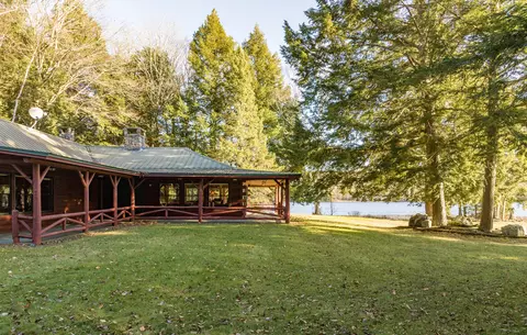 149 Carey Ln, Freedom, ME 04941