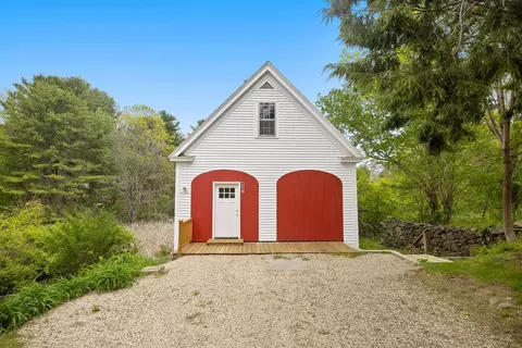 427 Haley Rd, Kittery Point, ME 03905