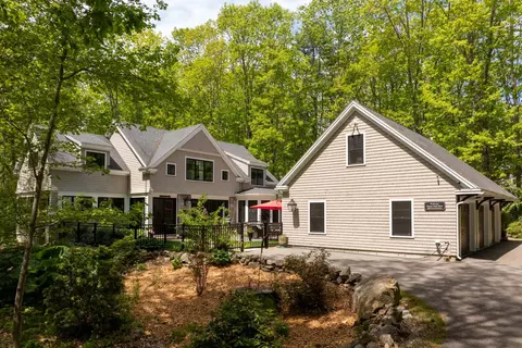 38 Darcy Rd, York, ME 03909