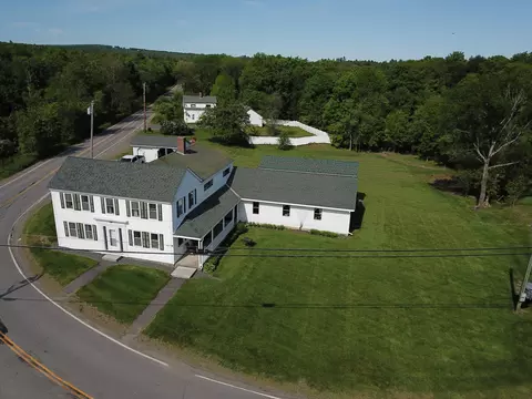 13 Main St, Cambridge, ME 04923