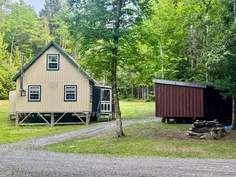 89 Judkins Rd, Harmony, ME 04942