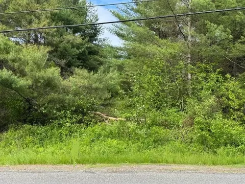 2881 N Belfast Ave, Augusta, ME 04330