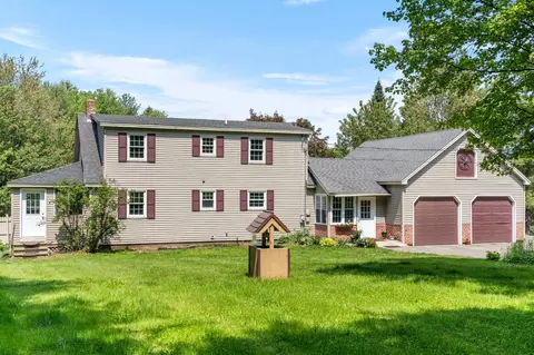 6 Blue Rd, Monmouth, ME 04259