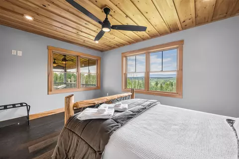 Bedroom - 40 Spring Rd, Rangeley, ME 04970 photo 3 of 10