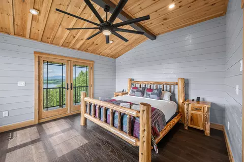 Bedroom - 40 Spring Rd, Rangeley, ME 04970 photo 6 of 10