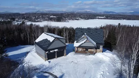 40 Spring Rd, Rangeley, ME 04970