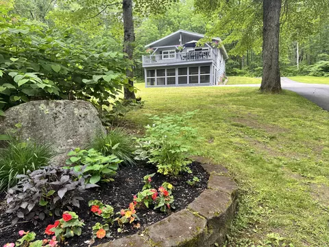 54 Birch Dr, Poland, ME 04274