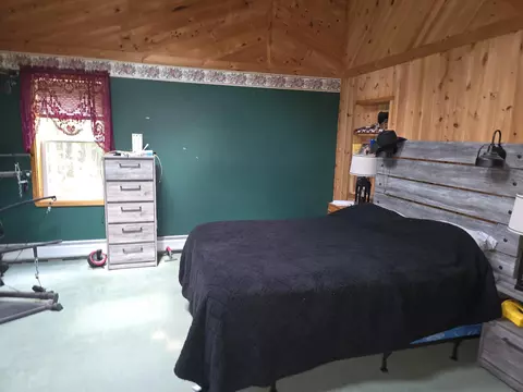 Bedroom - 502 Cedar Lake Rd, Millinocket, ME 04462 photo 2 of 6