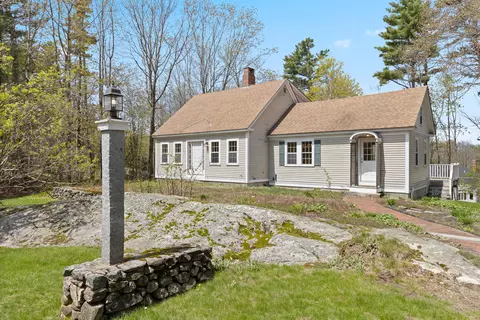 48 Allen Ave Ext, Falmouth, ME 04105