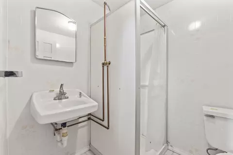 Bath - 126 Snell Shr, Palermo, ME 04354 photo 1 of 1