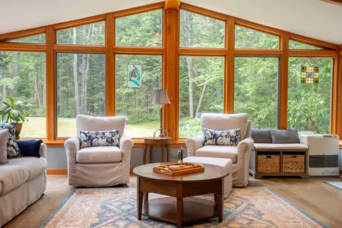 260 Coombs Rd, Brunswick, ME 04011