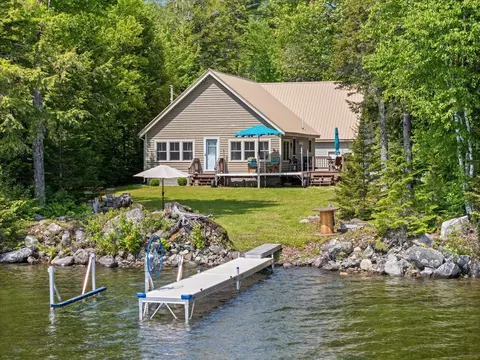 60 Howard Point Rd, Lake View Plt, ME 04463
