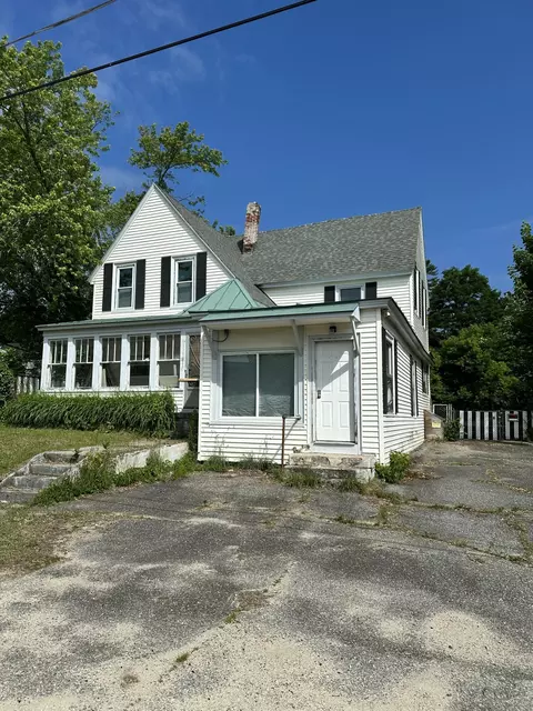 18 Porter Bridge Rd, Mexico, ME 04257