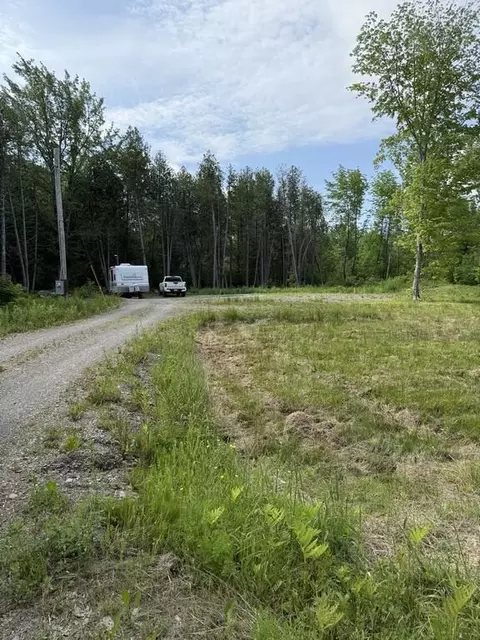 52 Stetson Rd W, Levant, ME 04456