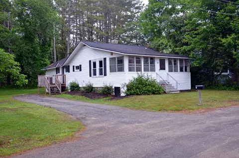 10 Stevens St, Norway, ME 04268