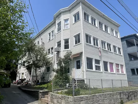 423 Waldo St #6, Rumford, ME 04276