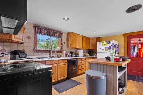 Kitchen - 574 Mingo Loop Rd, Rangeley, ME 04970 photo 3 of 4