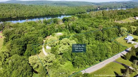 9 Pulsifer Rd, Livermore, ME 04253