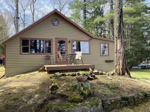206 Torsey Shores Rd, Readfield, ME 04355