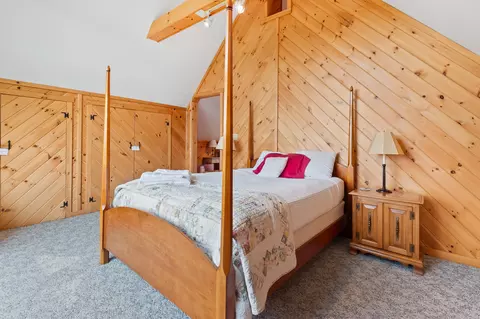 Bedroom - 11 Overlook Rd, Rangeley, ME 04970 photo 5 of 7