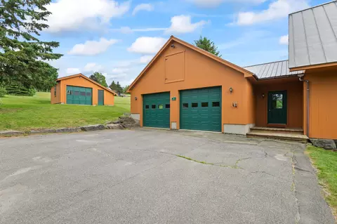 Exterior - 11 Overlook Rd, Rangeley, ME 04970 photo 5 of 9