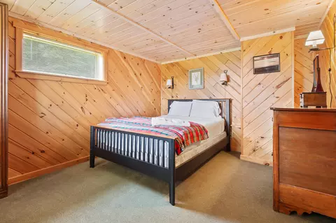 Bedroom - 11 Overlook Rd, Rangeley, ME 04970 photo 1 of 7