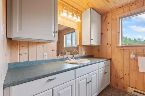 Bath - 11 Overlook Rd, Rangeley, ME 04970 photo 1 of 4