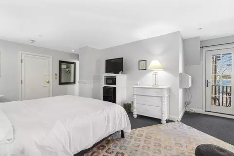 Bedroom - 306 Eddy Rd #309, Edgecomb, ME 04556 photo 5 of 8