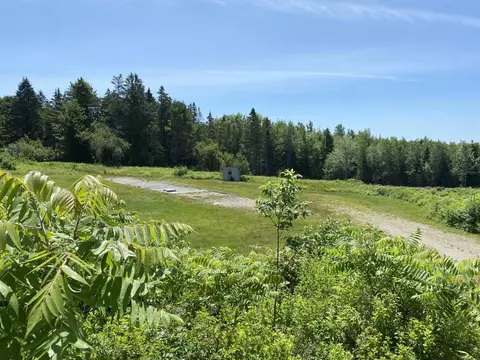 87 Rt 1, Gouldsboro, ME 04607