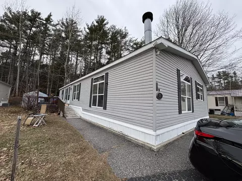 13 James St, Brunswick, ME 04011