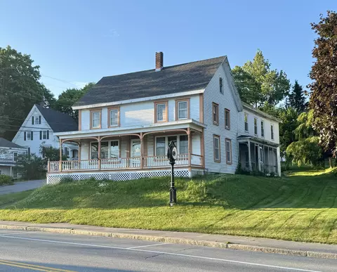105 Main St, Bucksport, ME 04416