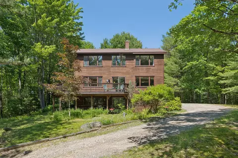 86 Cooks Mill Rd, Naples, ME 04055