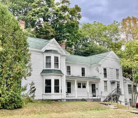 102 Congress St, Belfast, ME 04915